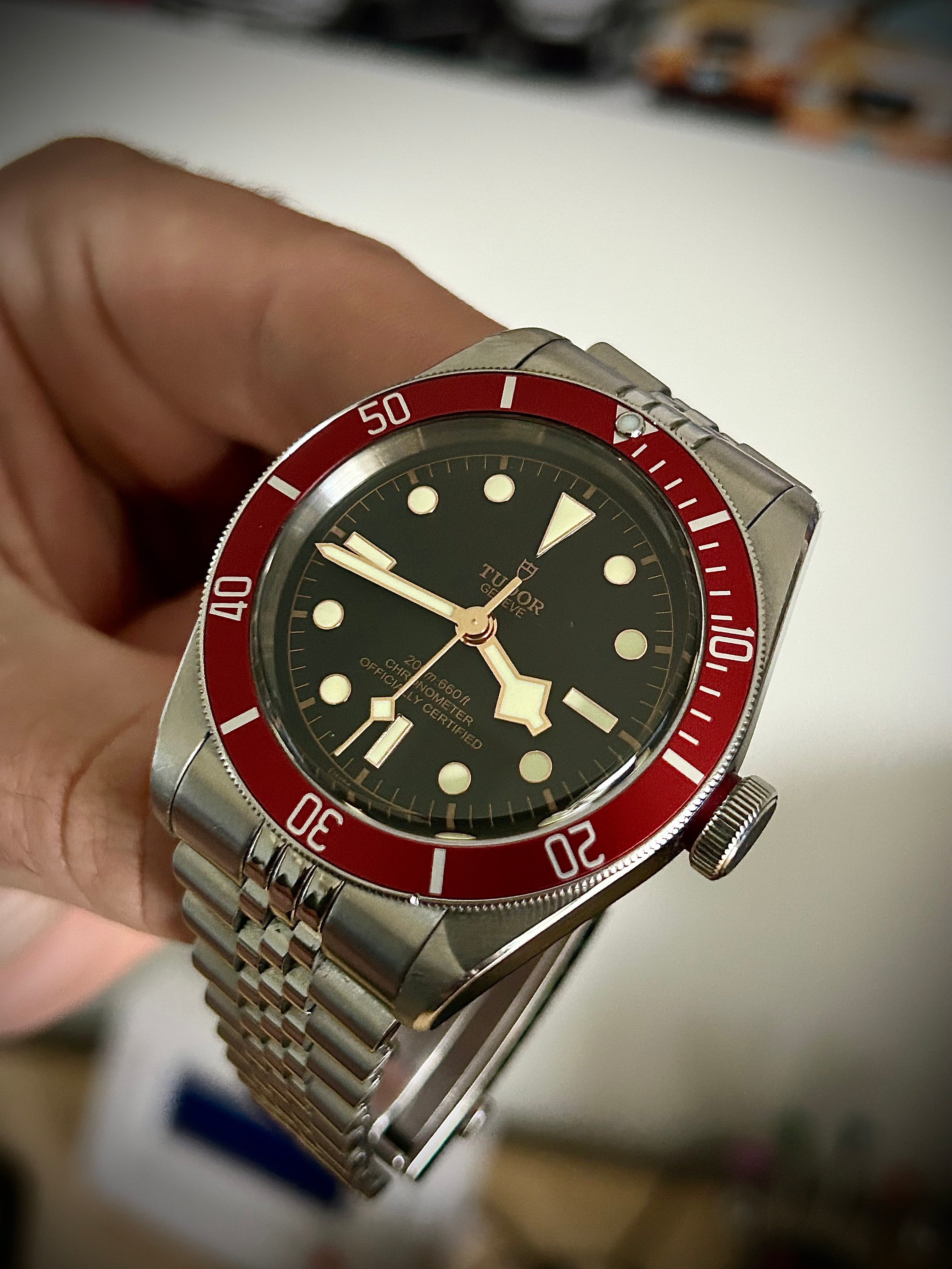 2020 TUDOR BLACK BAY BURGANDY, 41MM, FULL SET, INC GST
