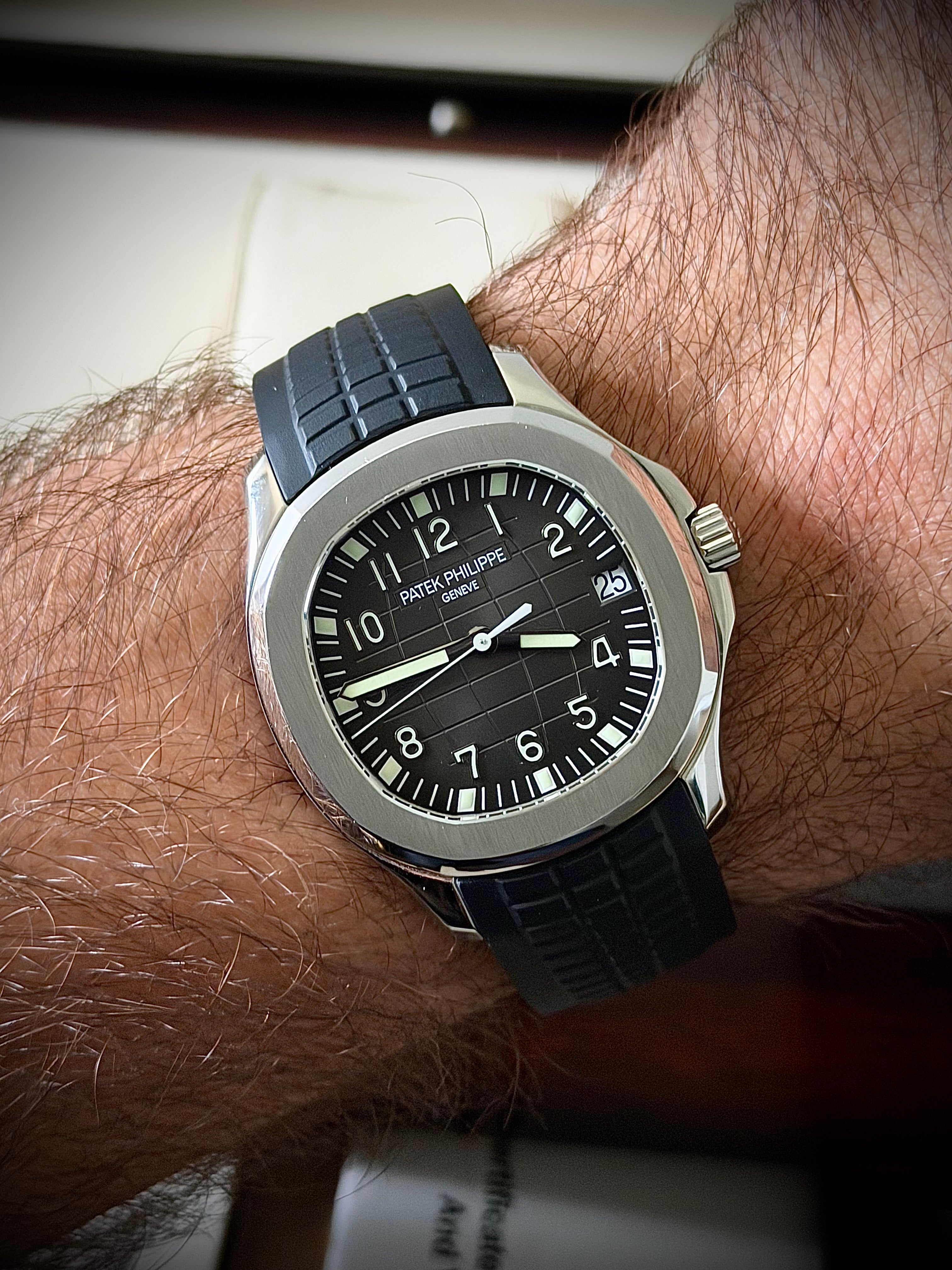 2007 PATEK PHILIPPE AQUANAUT, 5165A-001, BOX & PAPERS, INC GST
