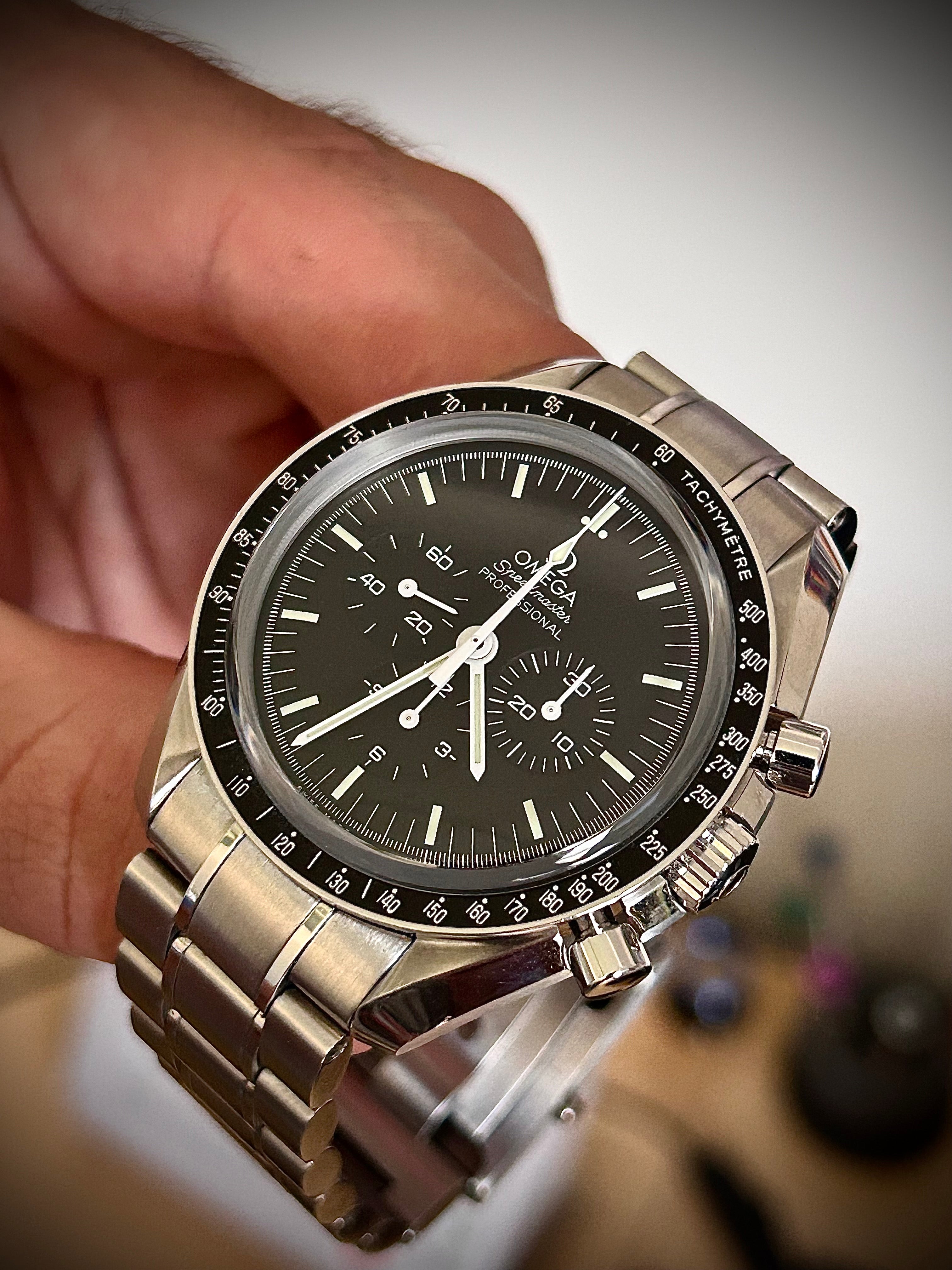 2020 OMEGA SPEEDMASTER MOONWATCH SAPPHIRE SANDWICH, FULLY SERVICED, BIG BOX, FULL SET, INC GST