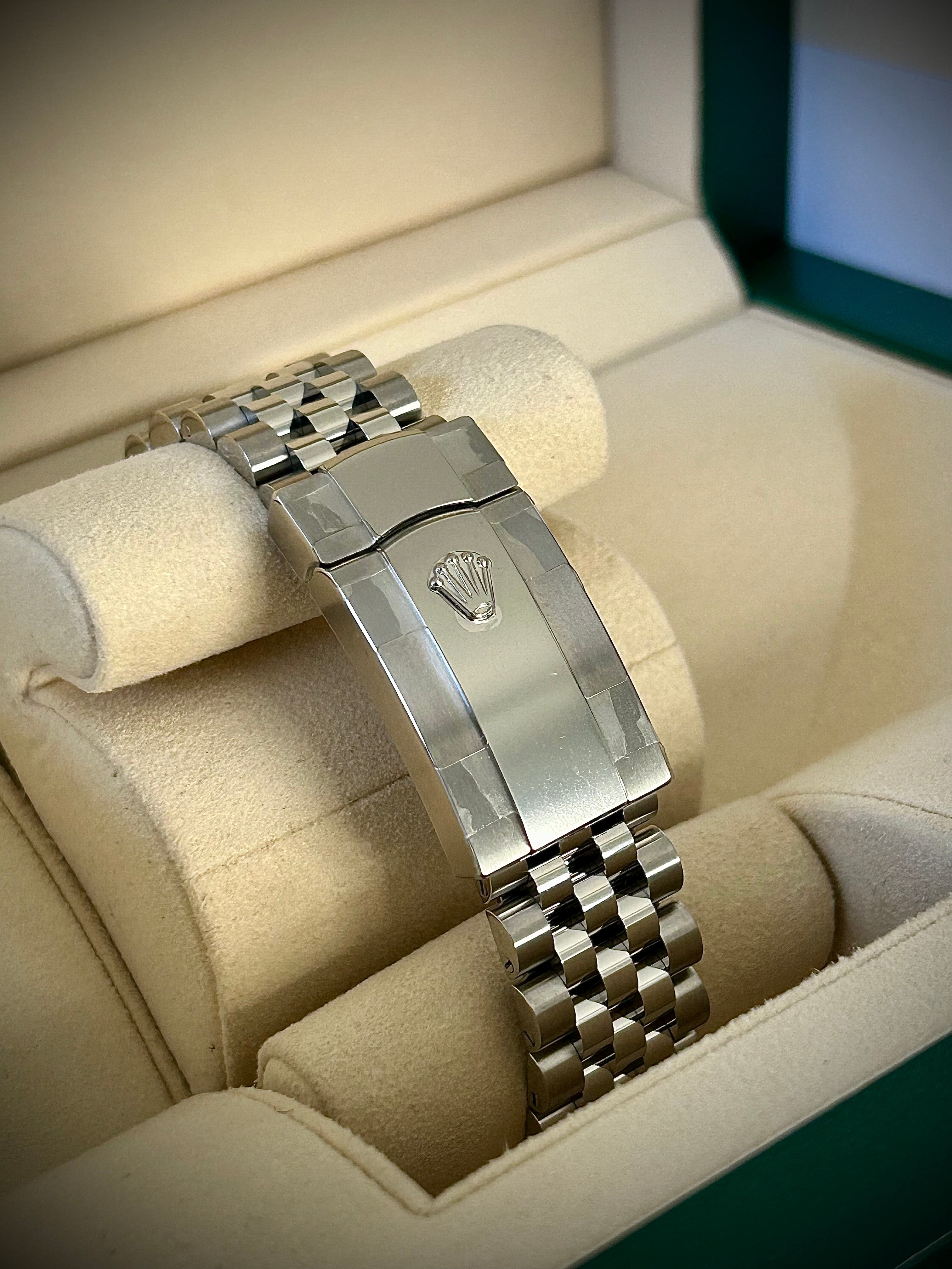 2024 ROLEX DATEJUST 36, SMOOTH, JUBILEE, 126200, FULL SET, INC GST