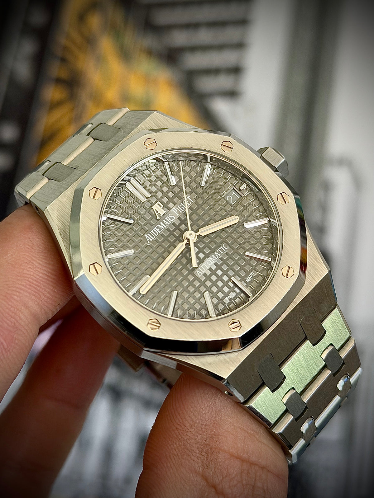 2019 AUDEMARS PIGUET ROYAL OAK 37MM, 15450ST.OO.1256ST.02, GREY DIAL, 2024 SERVICE, BOX & PAPERS, INC GST