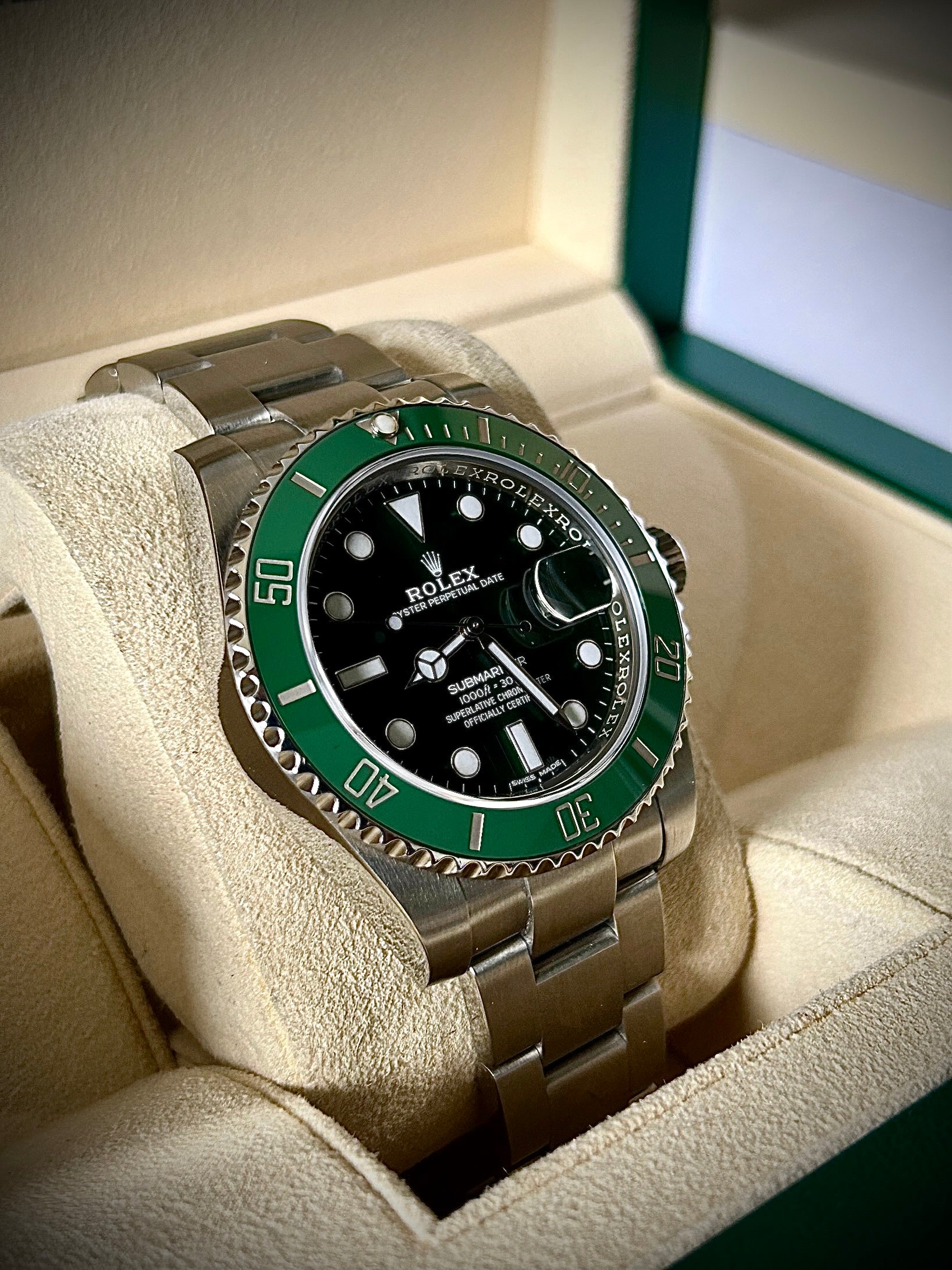 2018 ROLEX SUBMARINER DATE 116610LV, HULK, FULL SET, INC GST
