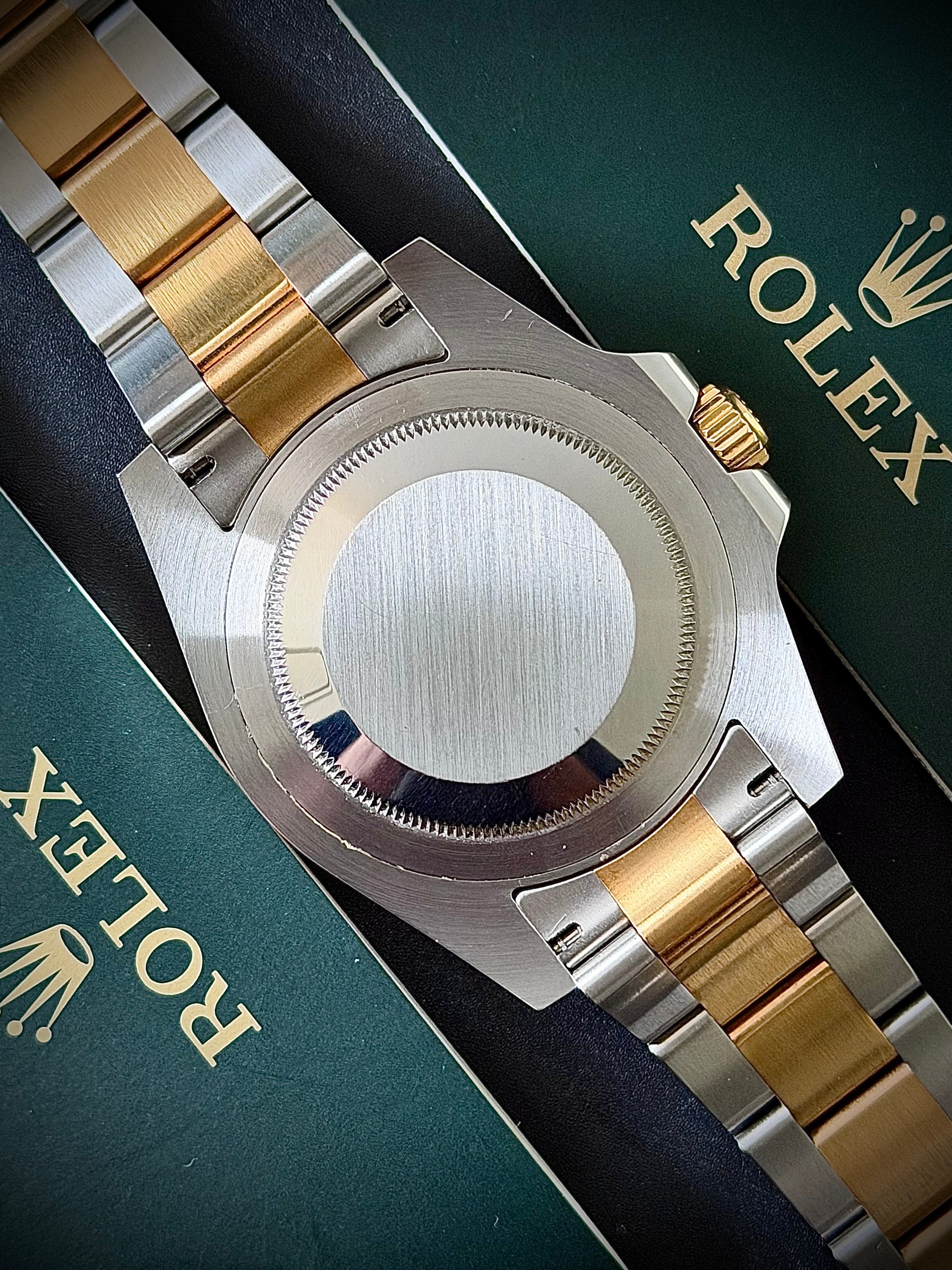 2006 ROLEX GMT MASTER II, 116713LN, FULL SET, INC GST