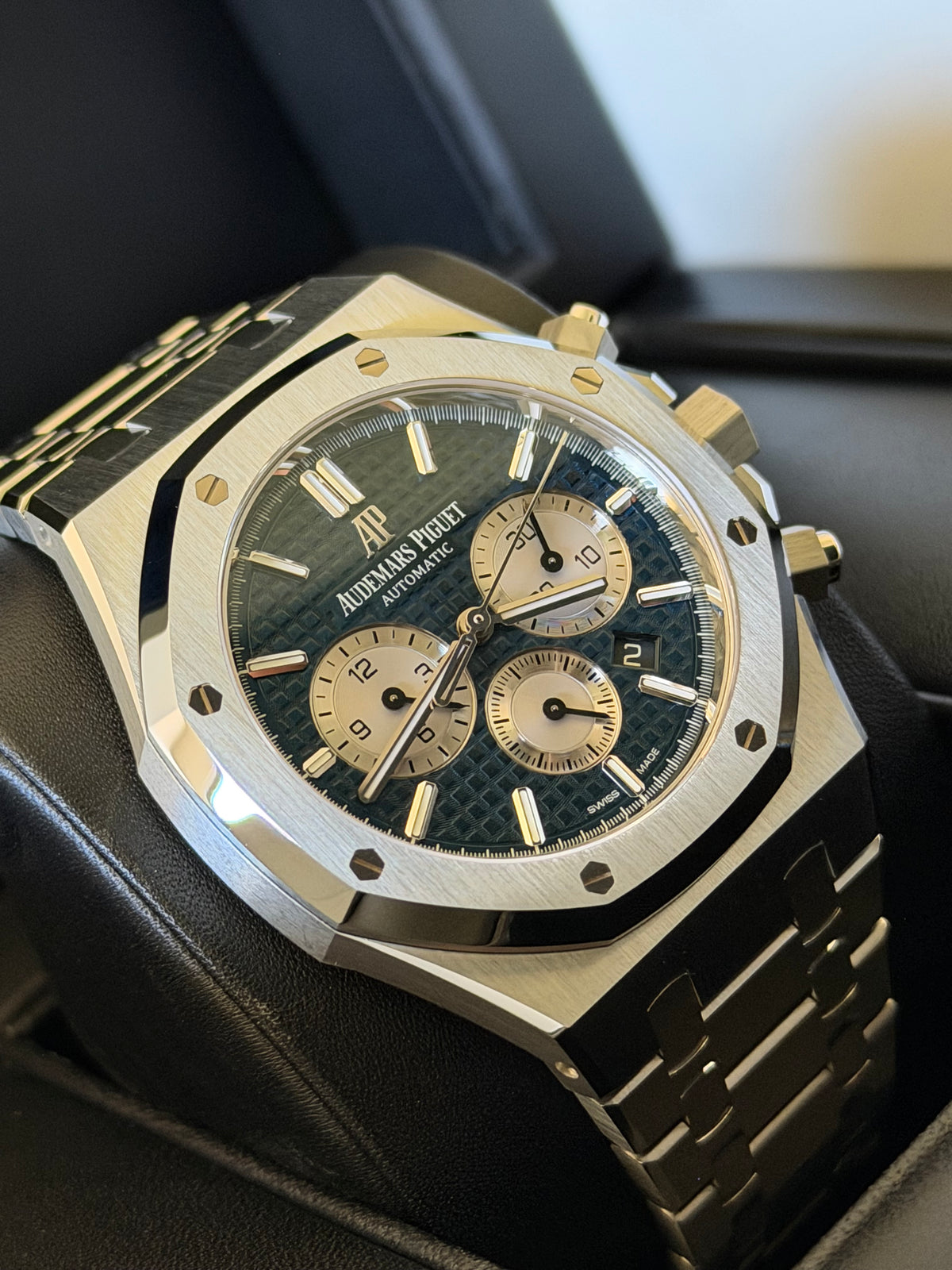 2020 AUDEMARS PIGUET ROYAL OAK SELFWINDING CHRONOGRAPH, 26331ST.OO.1220ST.01, BLUE DIAL, FULL SET, MINT CONDITION, INC GST