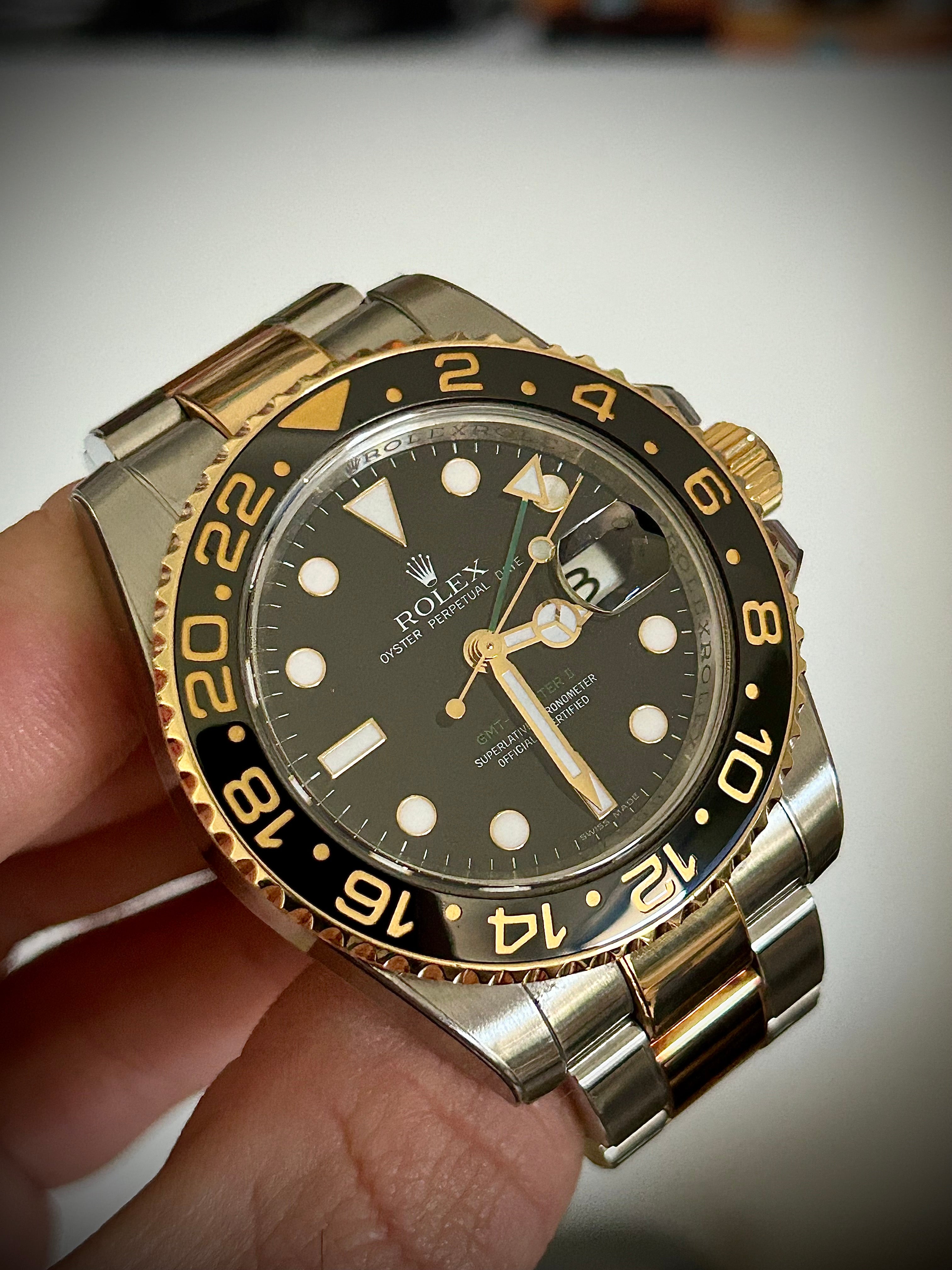 2006 ROLEX GMT MASTER II, 116713LN, BOX AND PAPERS, INC GST