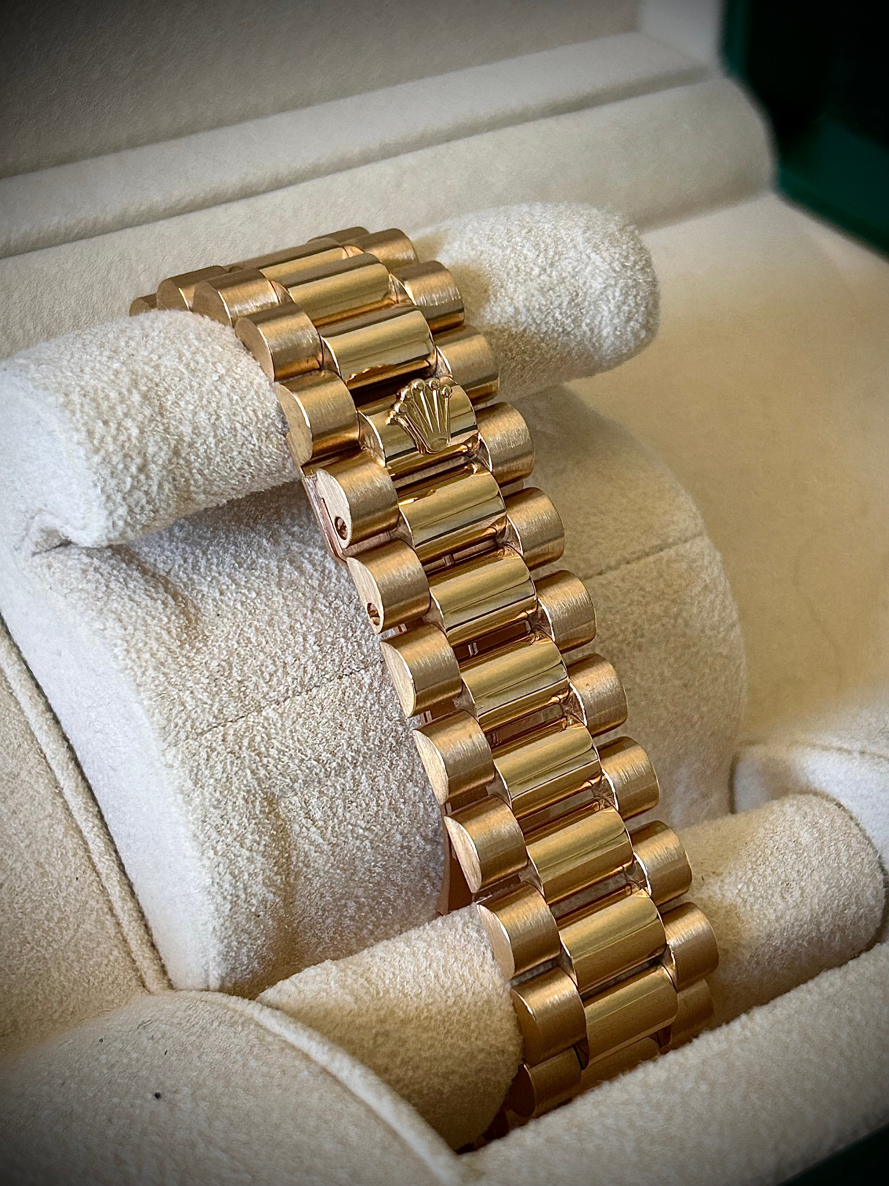 1988 ROLEX DAY-DATE, 18238, DOUBLE QUICK SET, RARE DIAMOND VIGNETTE DIAL, WATCH AND BOX, INC GST