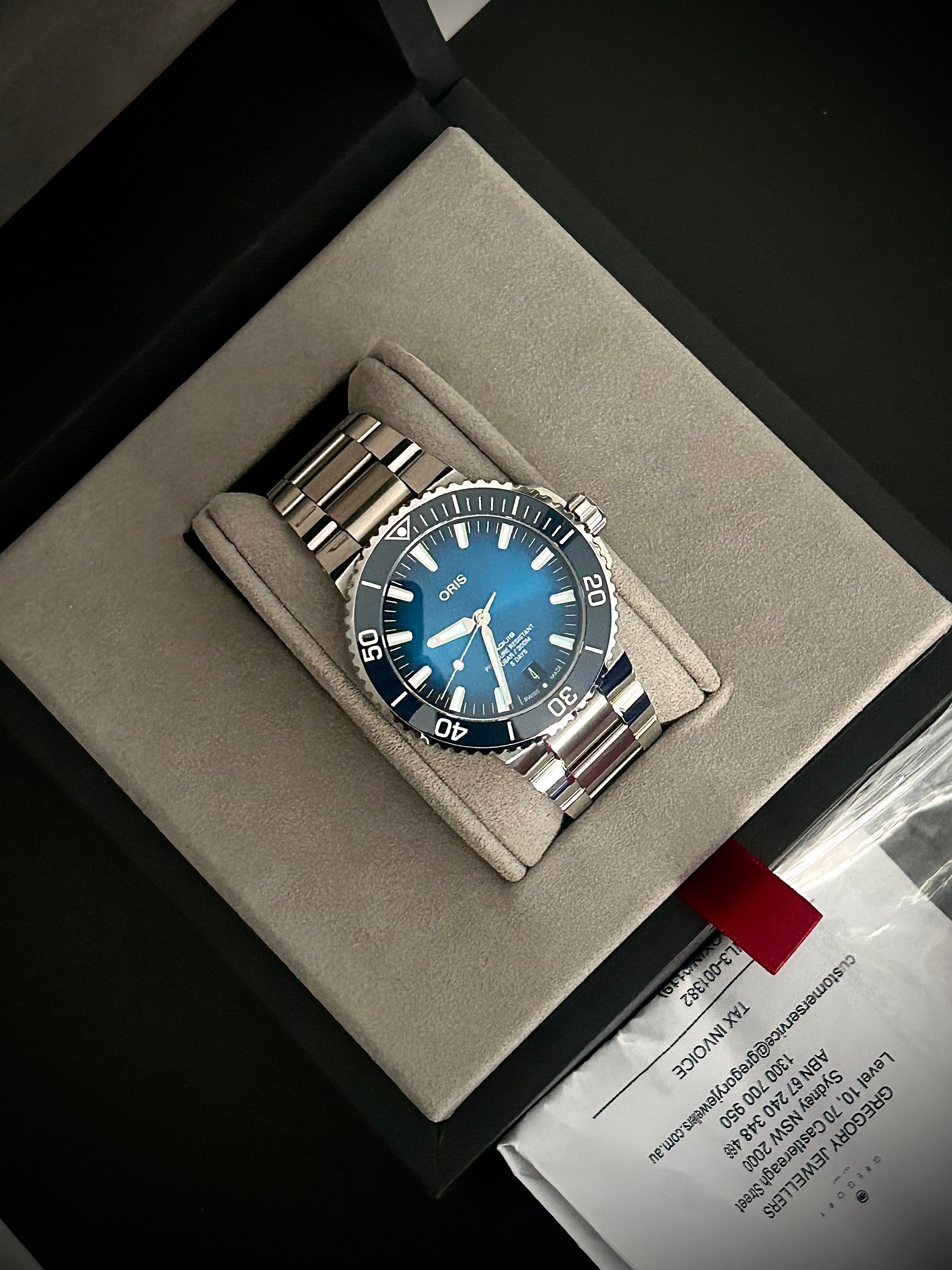 2023 ORIS AQUIS DATE CALIBRE 400 43.5, MINT, INC GST