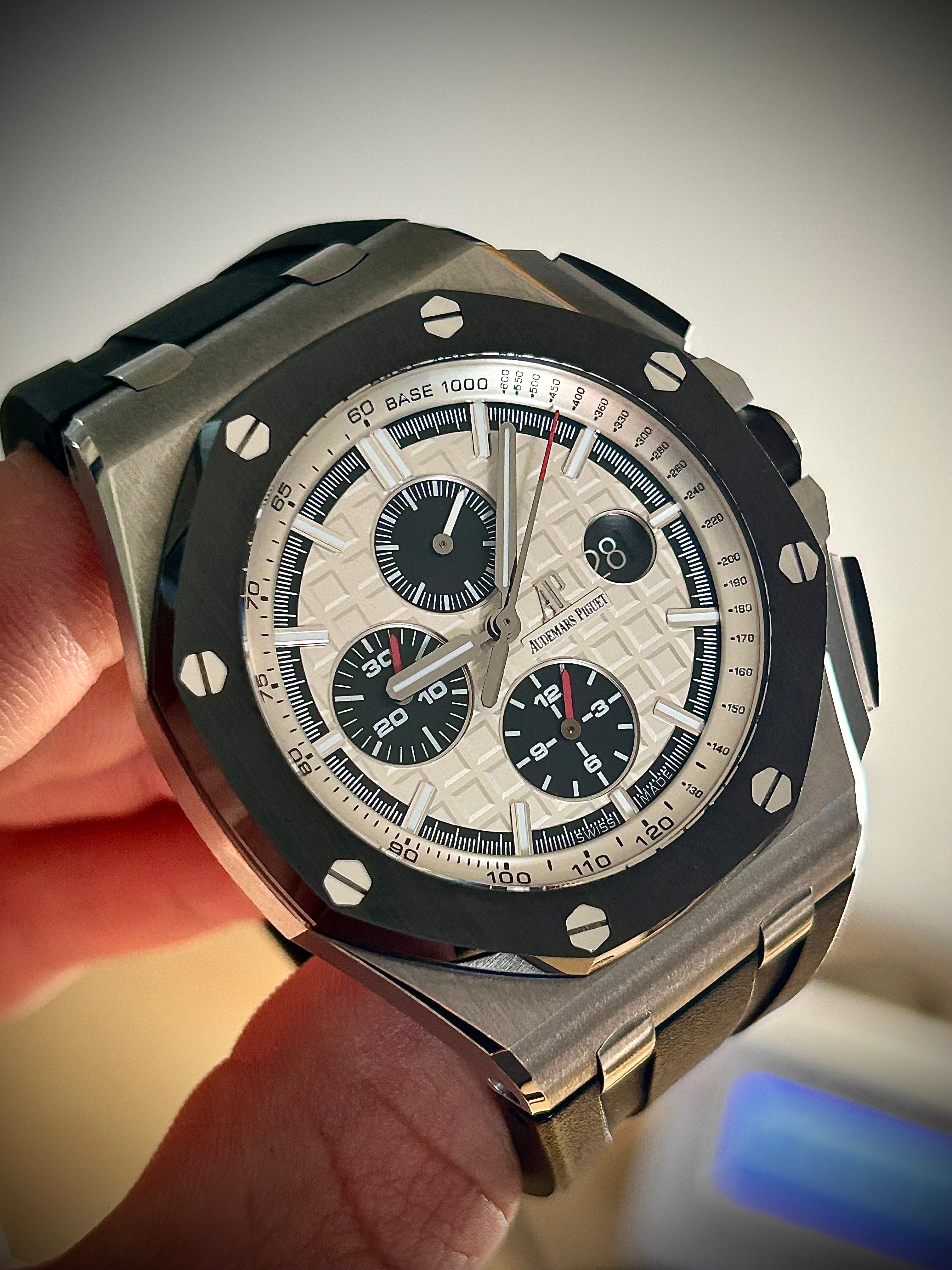 2015 AUDEMARS PIGUET ROYAL OAK OFFSHORE CHRONOGRAPH, FULL SET, INC GST