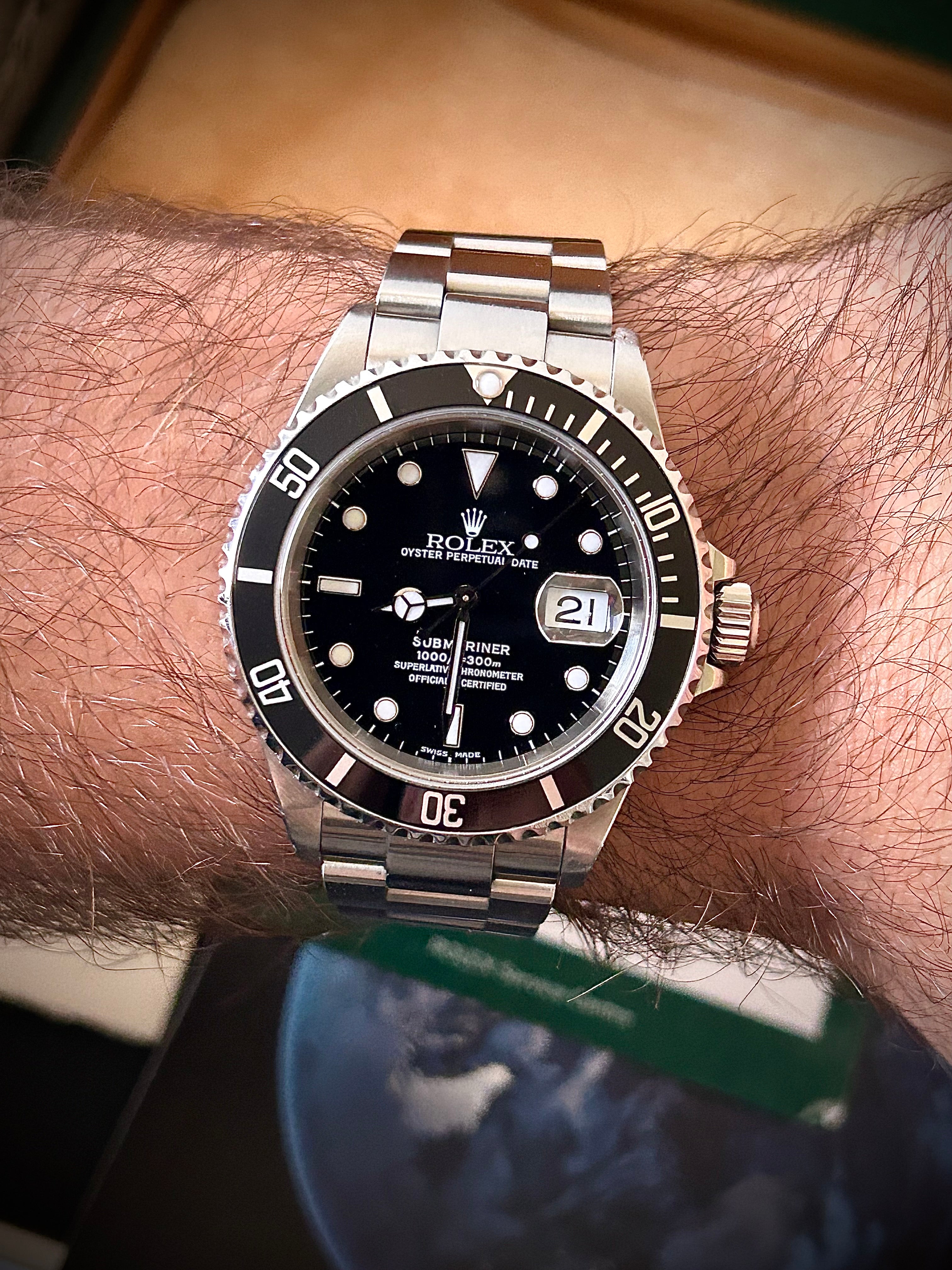 2000 ROLEX SUBMARINER DATE, 16610, BOX AND PAPERS WITH RSC, INC GST