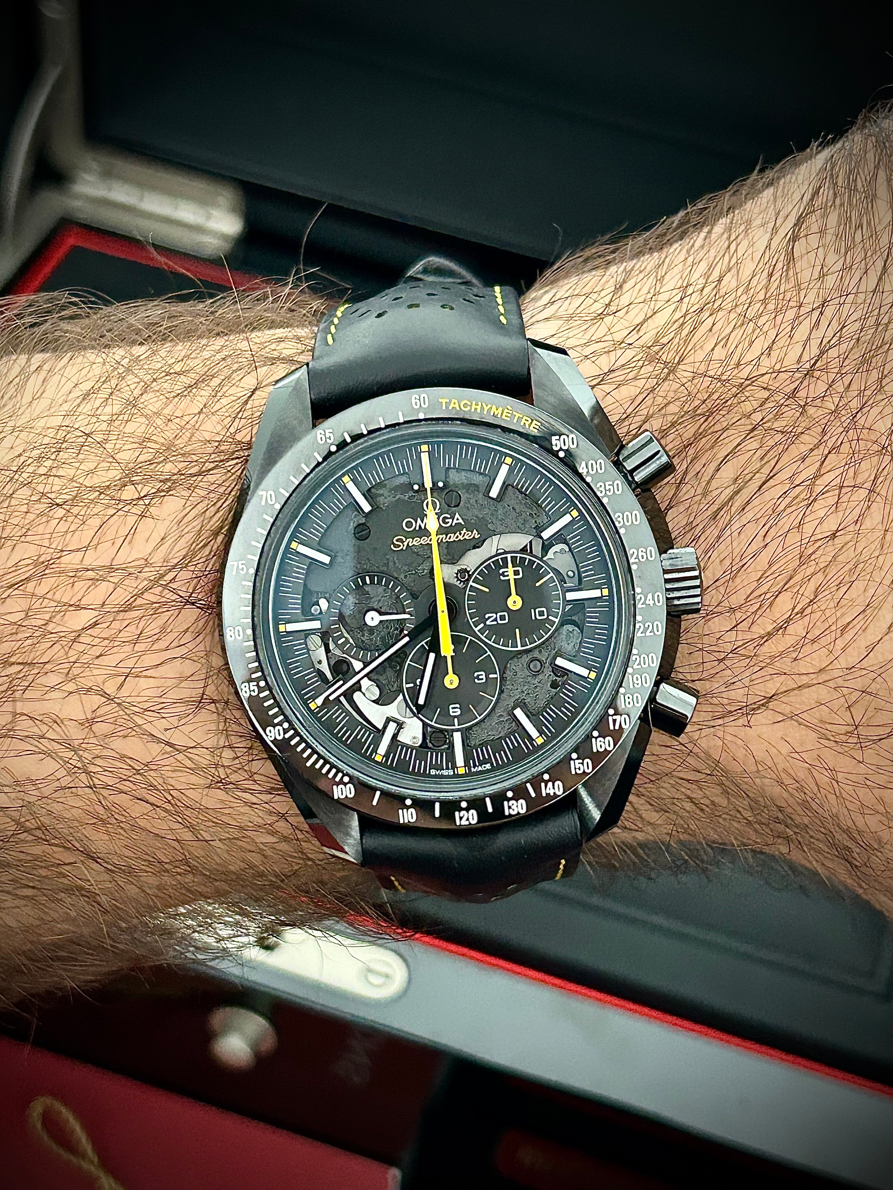 2020 OMEGA SPEEDMASTER APOLLO 8 DARK SIDE OF THE MOON, FULL SET, INC GST