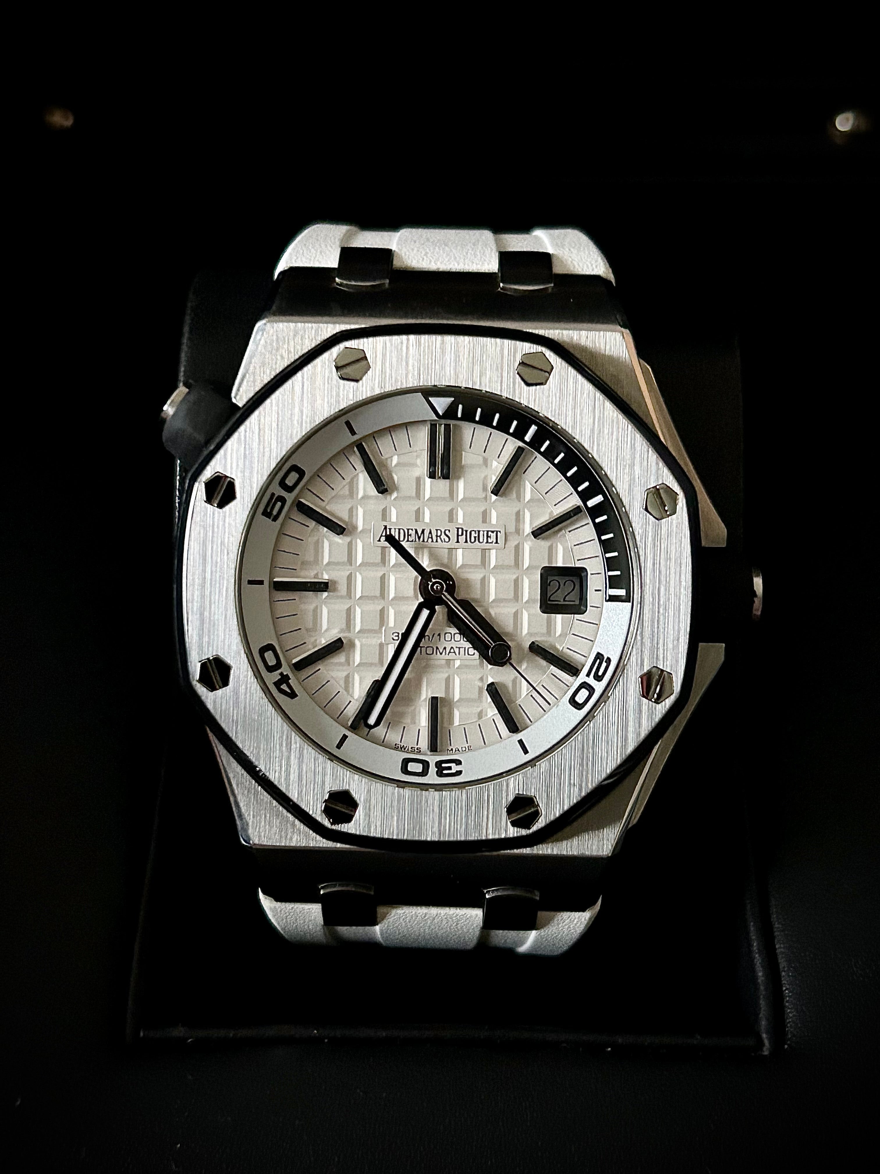 2016 AUDEMARS PIGUET ROYAL OAK OFFSHORE DIVER, FULL SET, INC GST