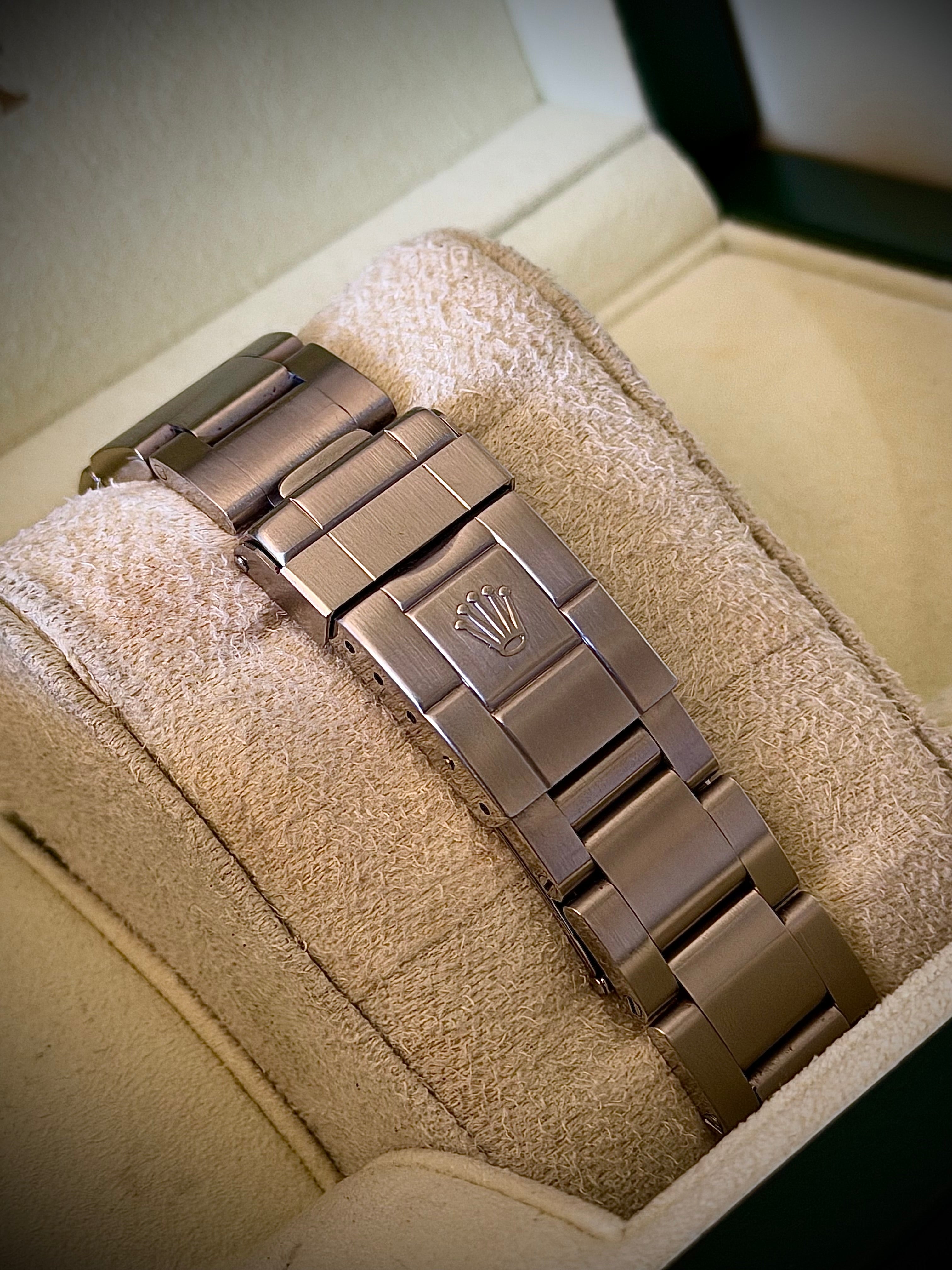 2011 ROLEX EXPLORER II “POLAR”, 16570, CALIBRE 3186, BOX, BOOKLETS & ORIGINAL AD INVOICE, INC GST