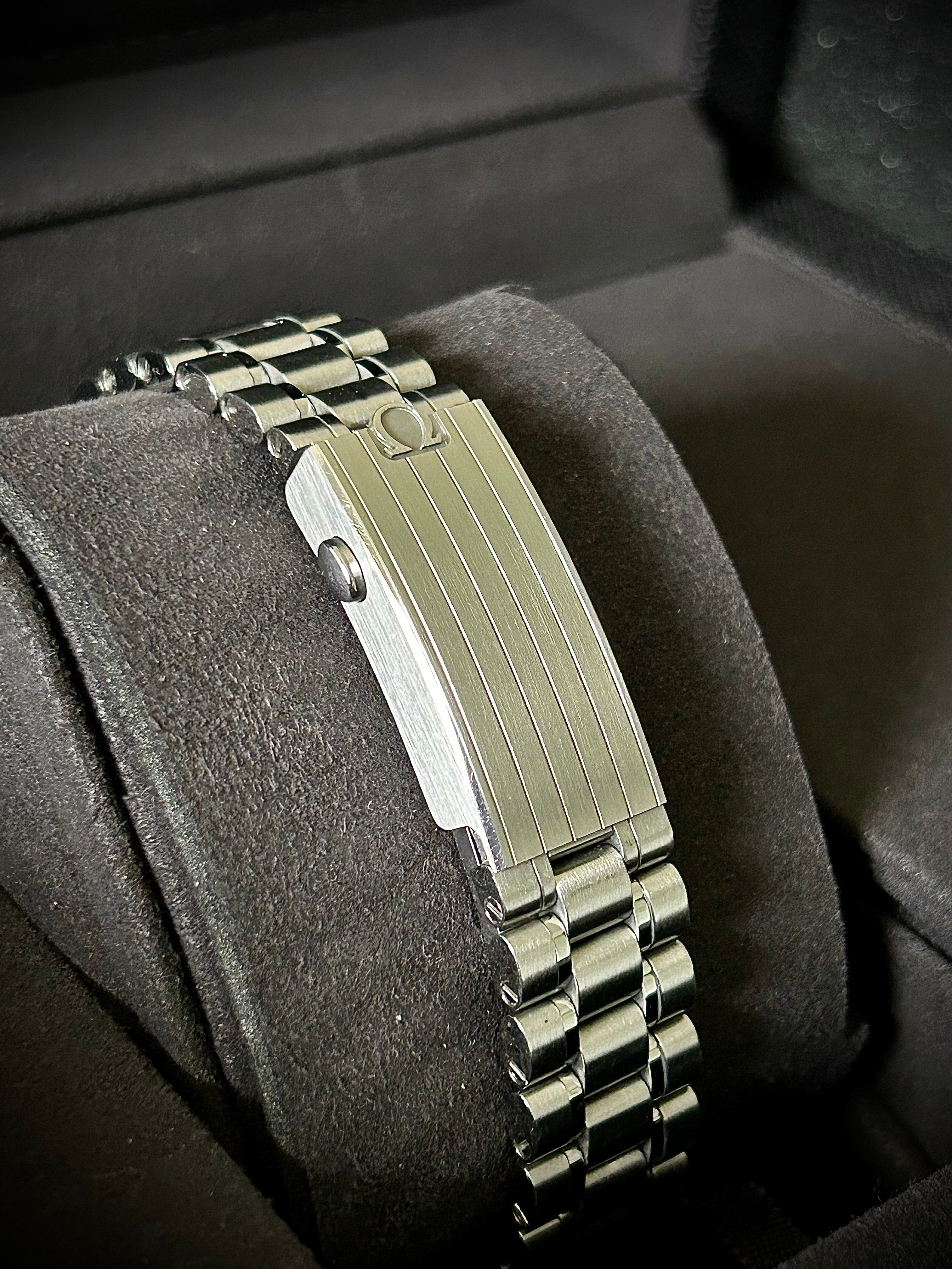 2024 OMEGA SPEEDMASTER PROFESSIONAL, SAPPHIRE SANDWICH , BOX AND PAPERS, INC GST