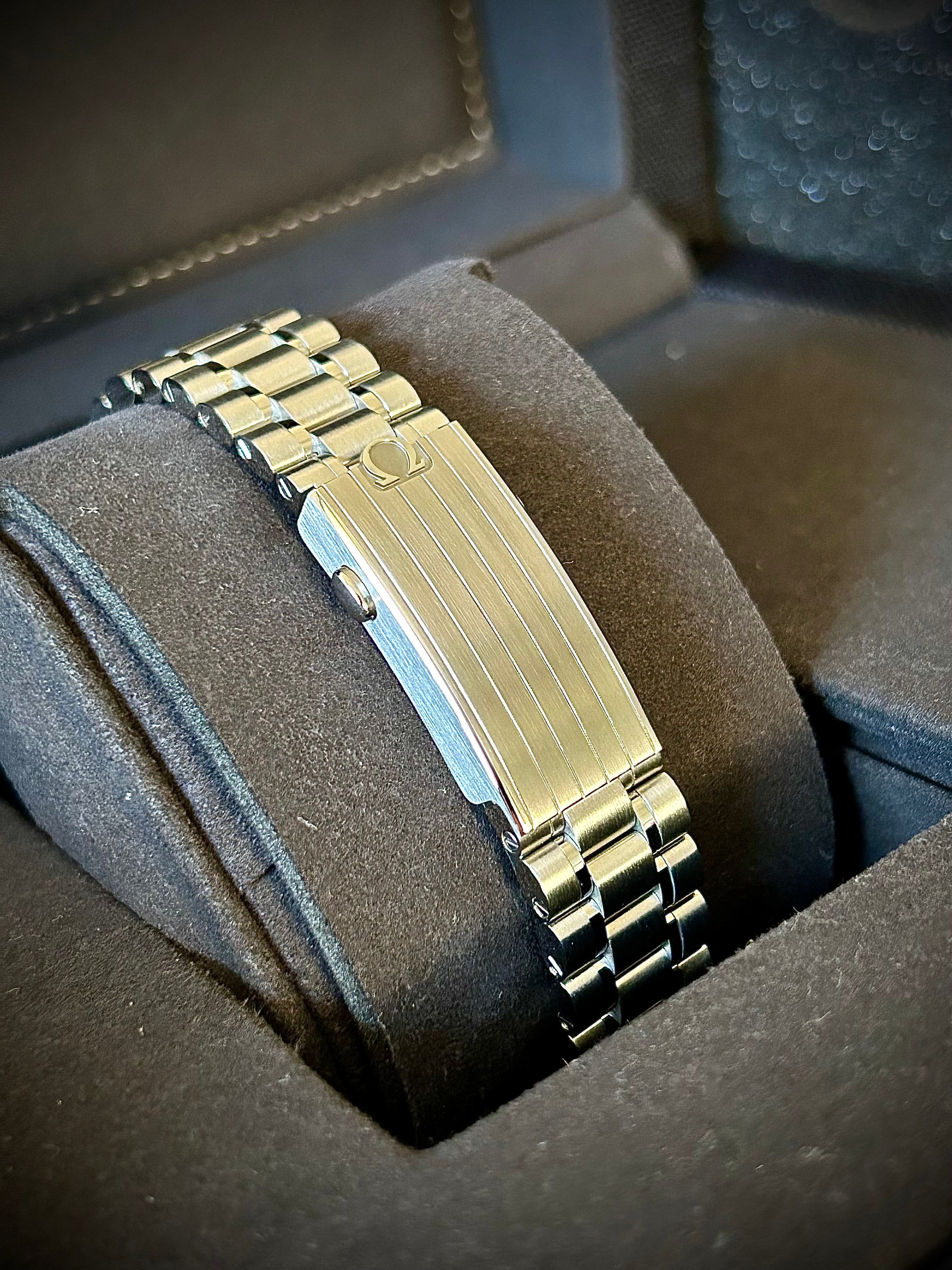 2025 OMEGA SPEEDMASTER WHITE DIAL, FULL SET, INC GST