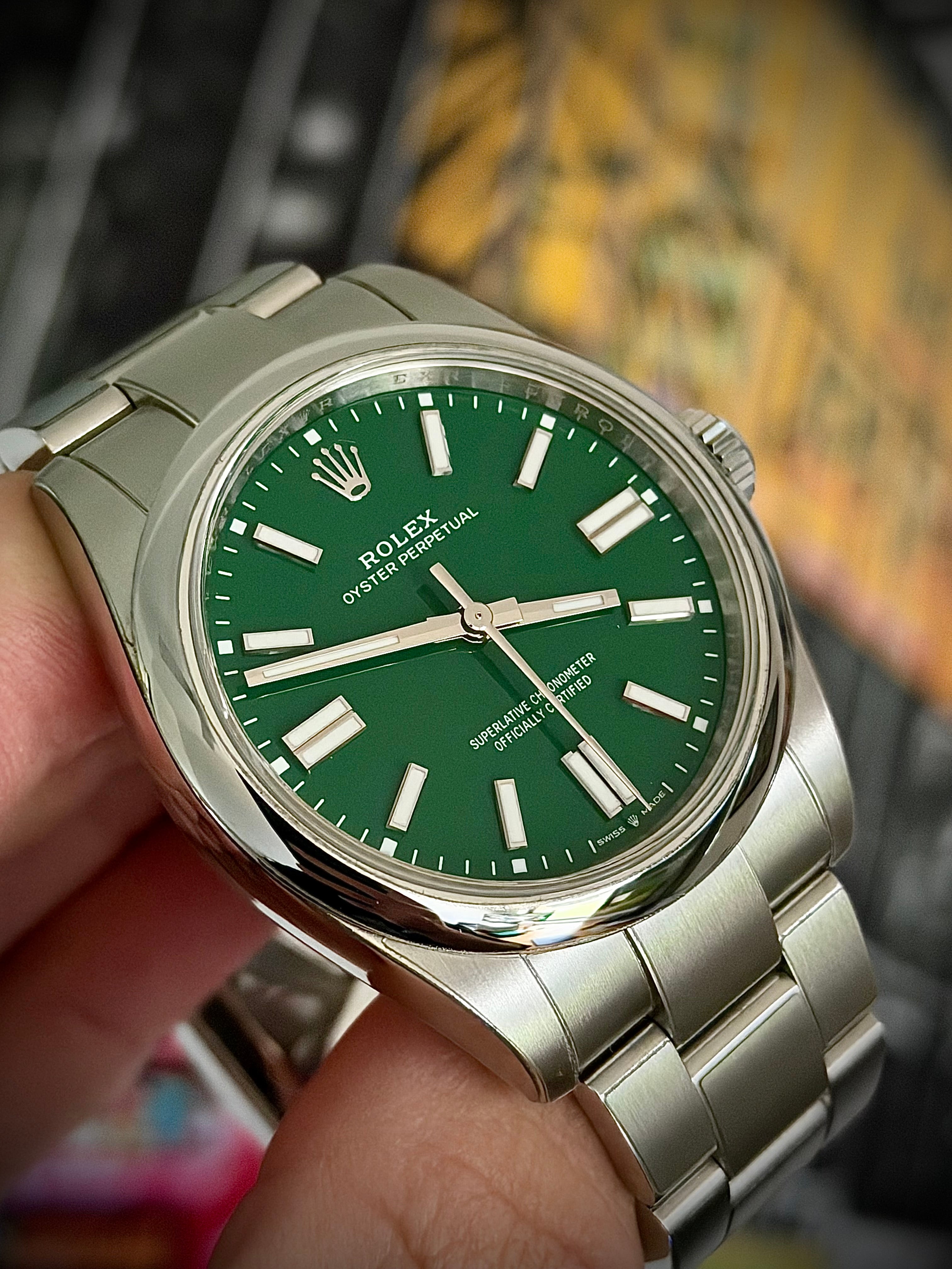 2025 ROLEX OYSTER PERPETUAL 41, 134300, GREEN DIAL, FULL SET, INC GST
