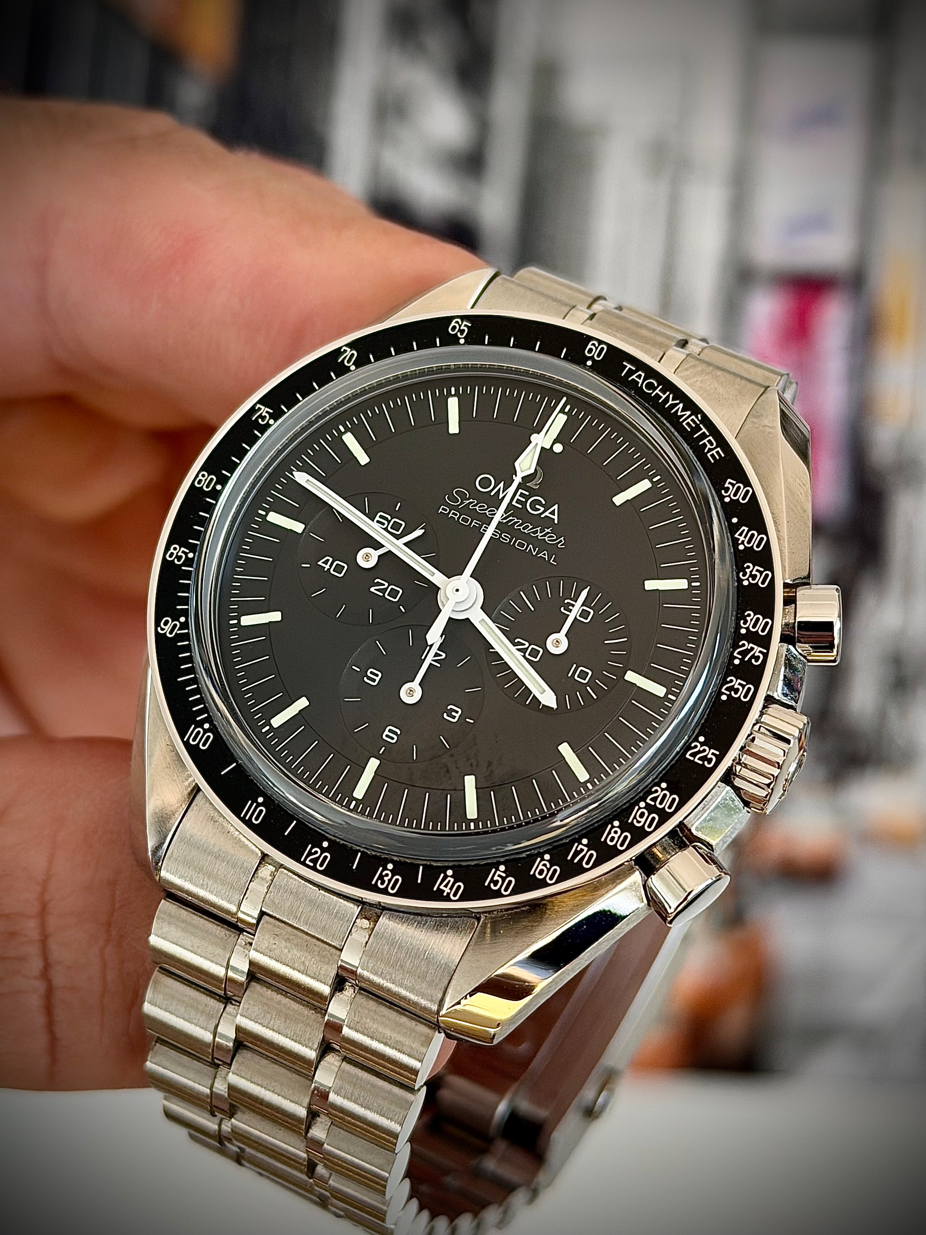 2022 OMEGA SPEEDMASTER PROFESSIONAL, SAPPHIRE SANDWICH , FULL SET, INC GST