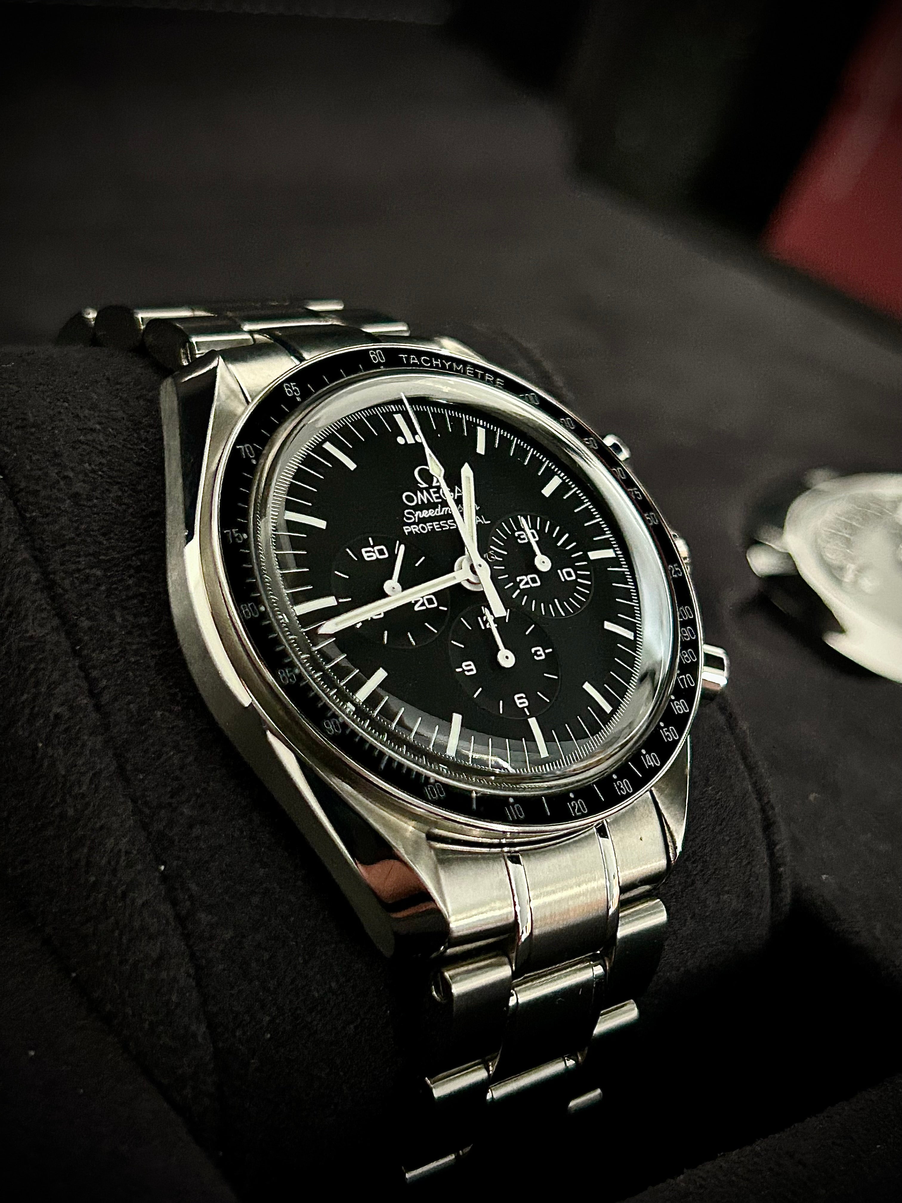 2015 OMEGA SPEEDMASTER PROFESSIONAL, FULL SET, INC GST