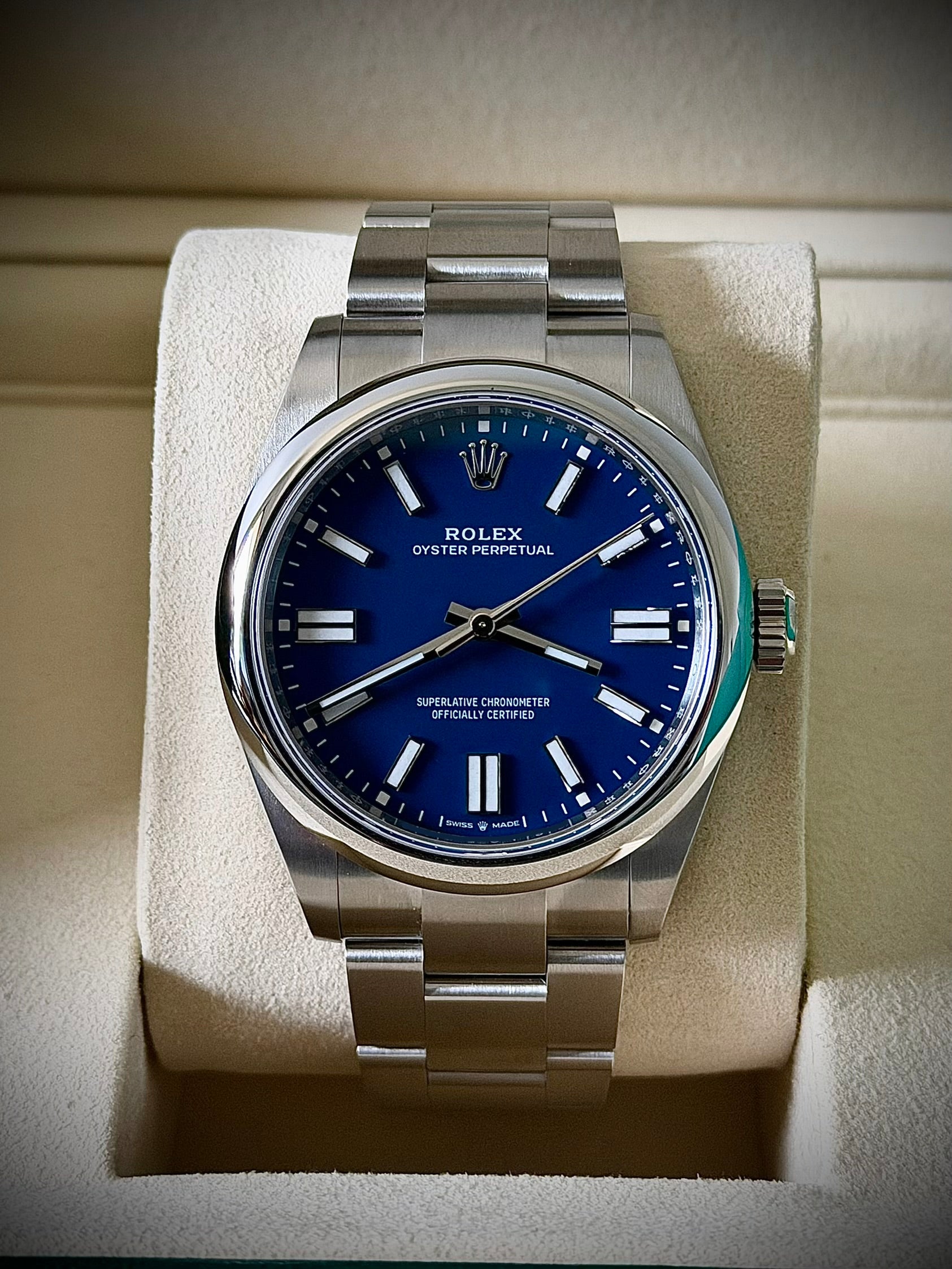 2025 ROLEX OYSTER PERPETUAL 41, 134300, MEDIUM BLUE DIAL, FULL SET, INC GST