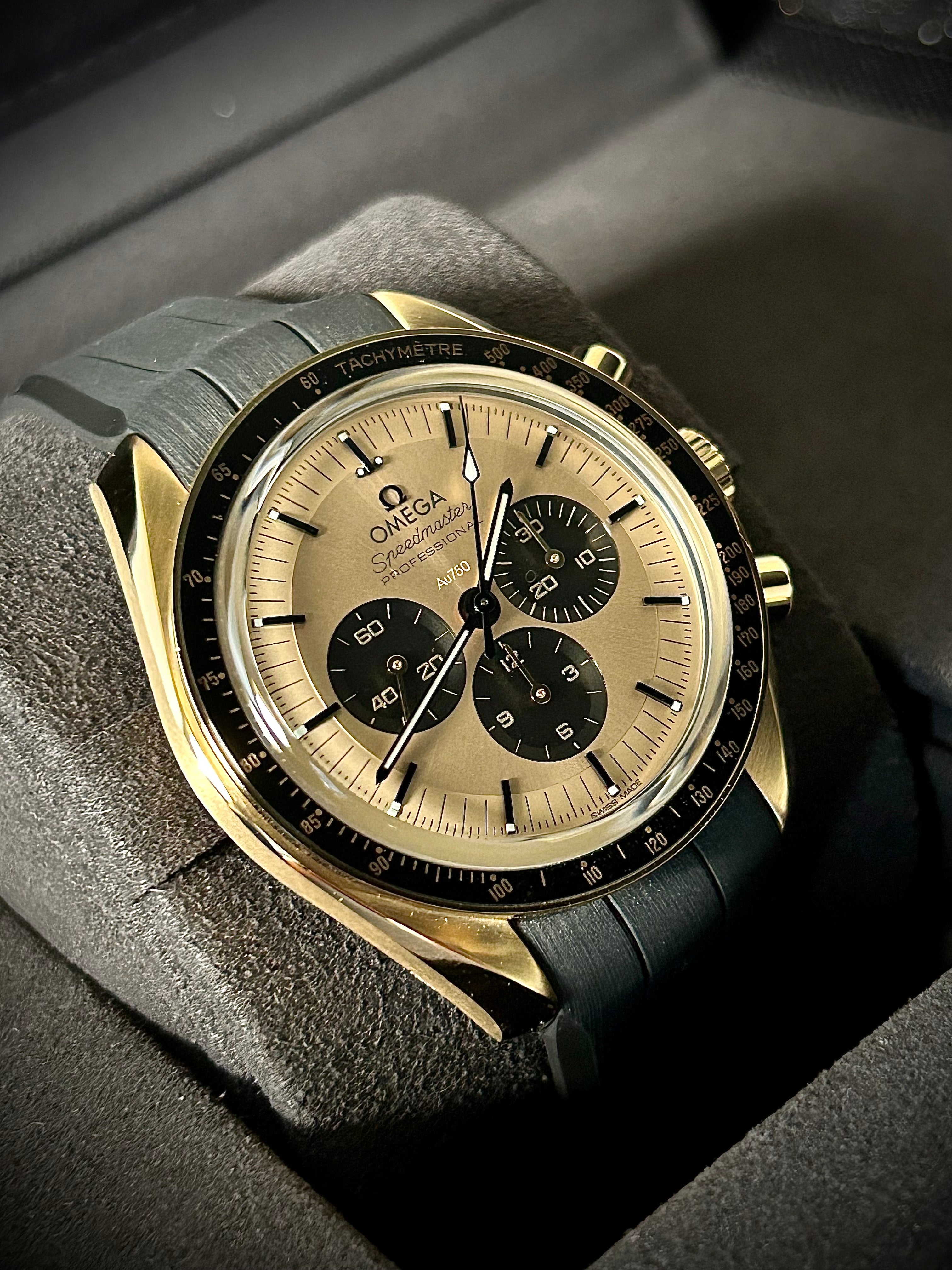 2025 OMEGA SPEEDMASTER MOONSHINE GOLD, FULL SET, INC GST