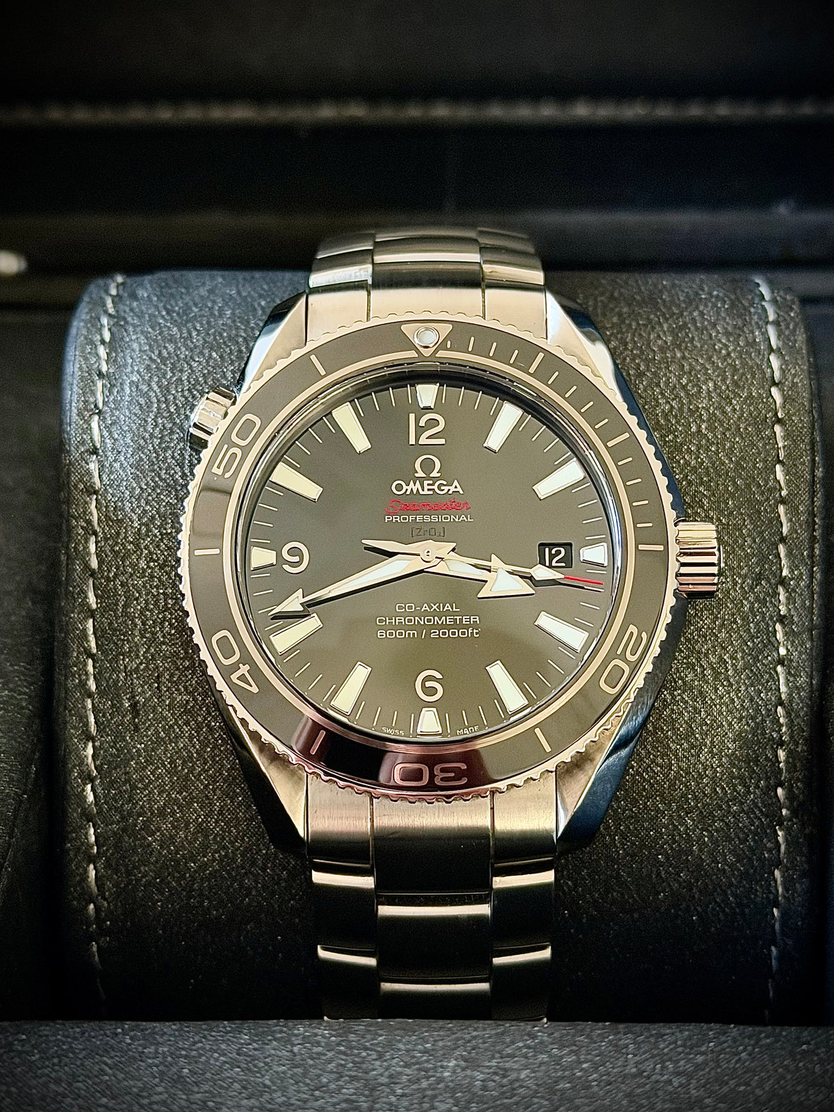 2010 OMEGA SEAMASTER PLANET OCEAN 600M “LIQUIDMETAL” LIMITED EDITION, 222.30.42.20.01.001, FULL SET, EXCELLENT CONDITION, INC GST