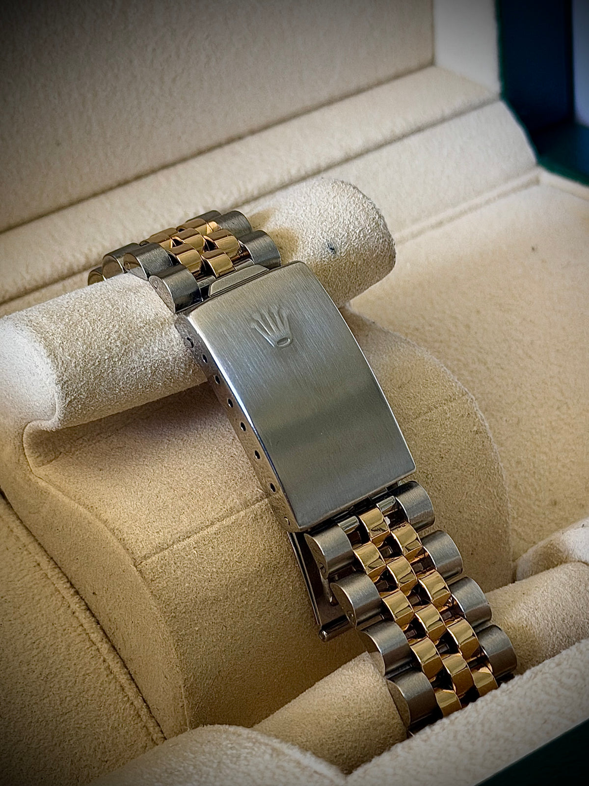 1987 ROLEX DATEJUST 36, 16013, CHAMPAGNE DIAL, FLUTED BEZEL, JUBILEE BRACELET, WATCH ONLY, INC GST