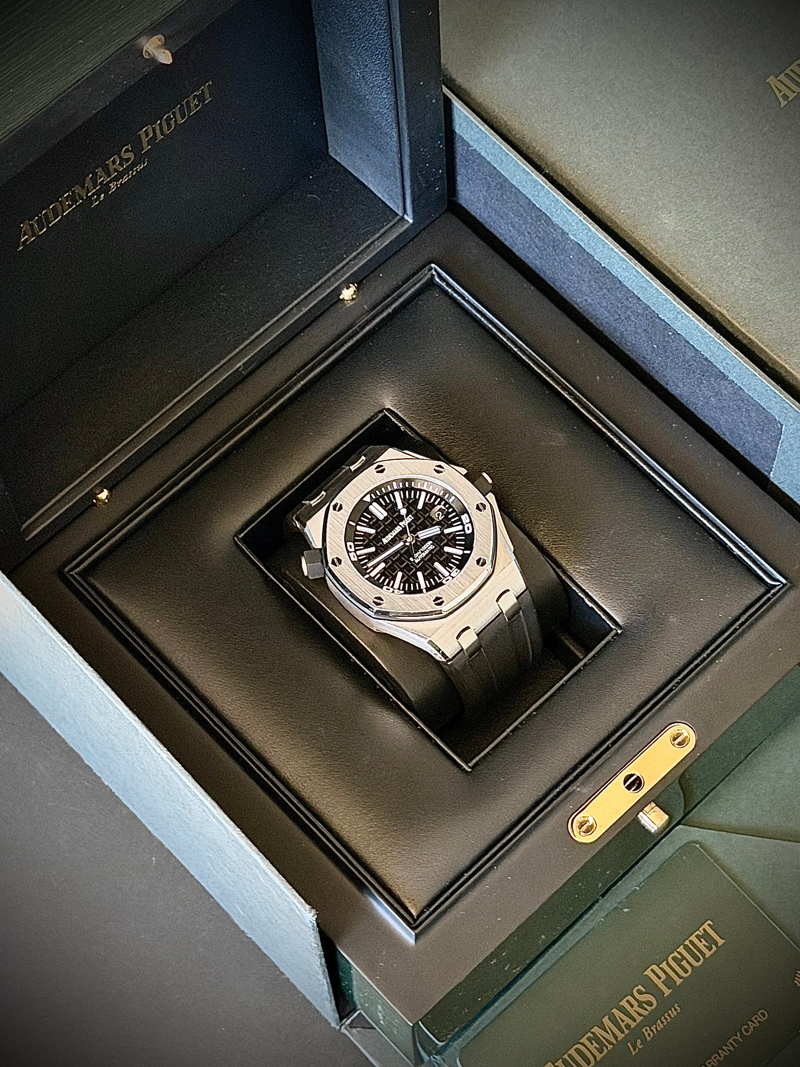 2021 AUDEMARS PIGUET ROYAL OAK OFFSHORE DIVER, FULL SET, INC GST