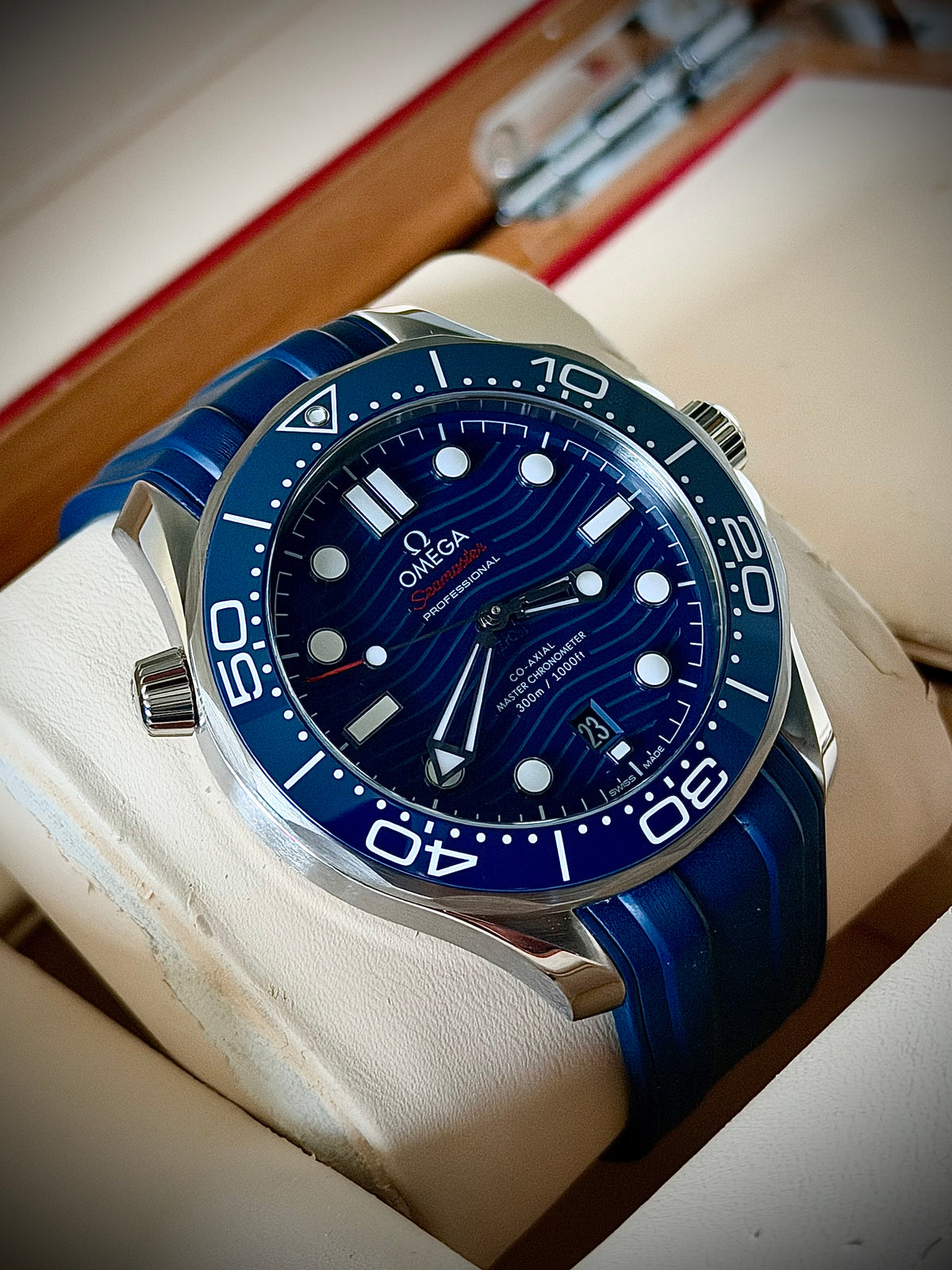 2024 OMEGA SEAMASTER DIVER 300M, 210.32.42.20.03.001, BLUE DIAL, BLUE RUBBER STRAP, FULL SET, INC GST