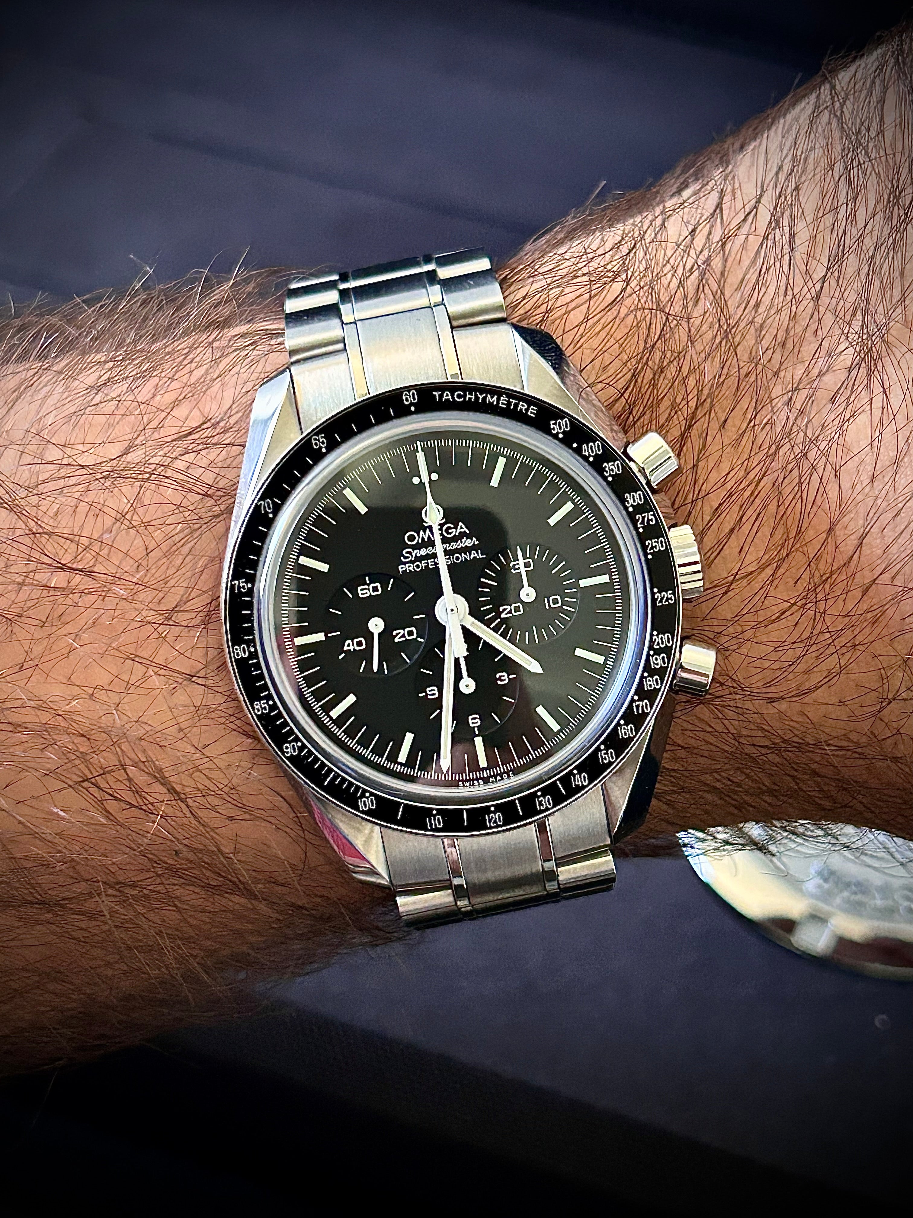 2020 OMEGA SPEEDMASTER MOONWATCH SAPPHIRE SANDWICH, FULLY SERVICED, BIG BOX, FULL SET, INC GST