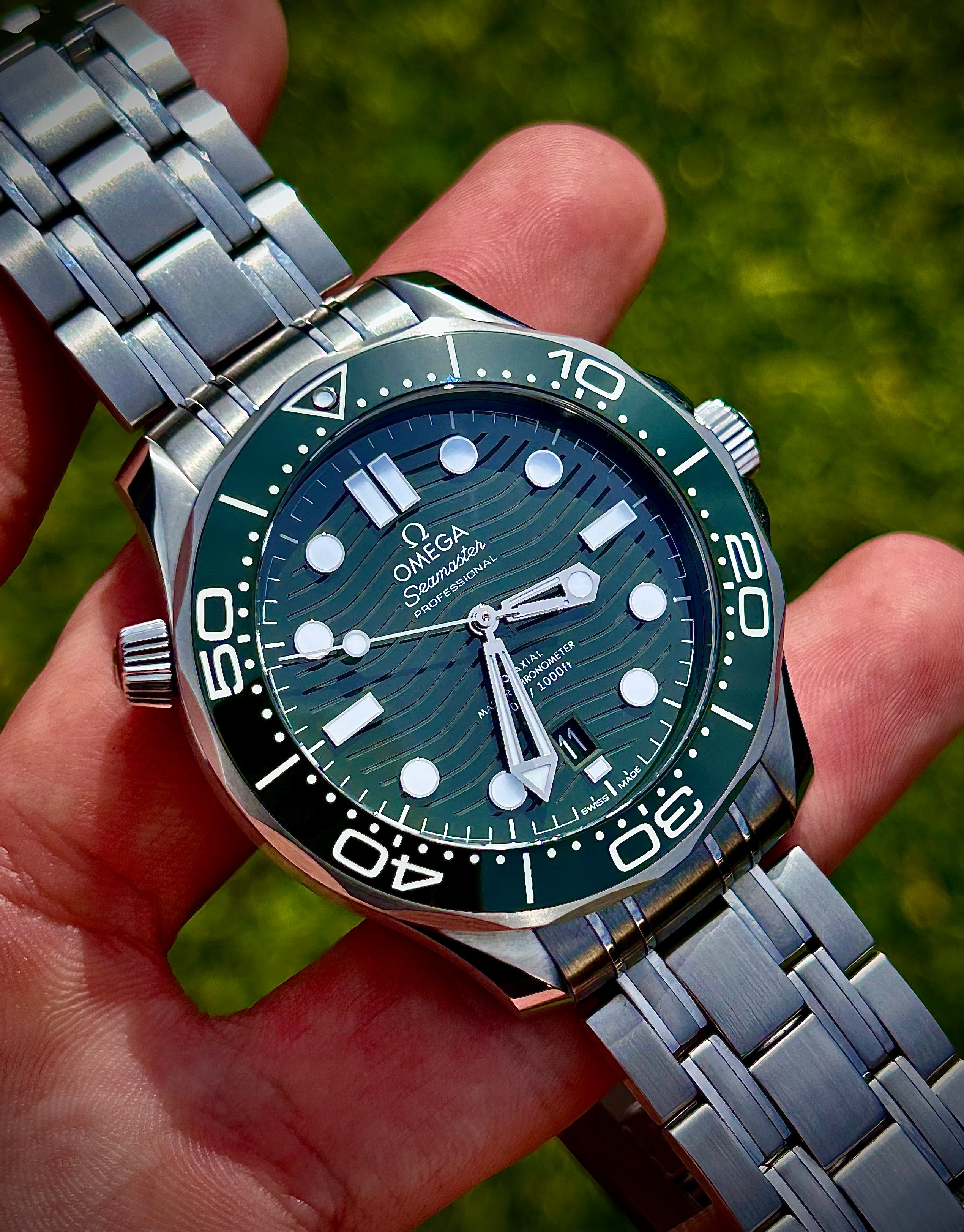 2023 Omega Seamaster 300m Co-Axial “Seaweed”