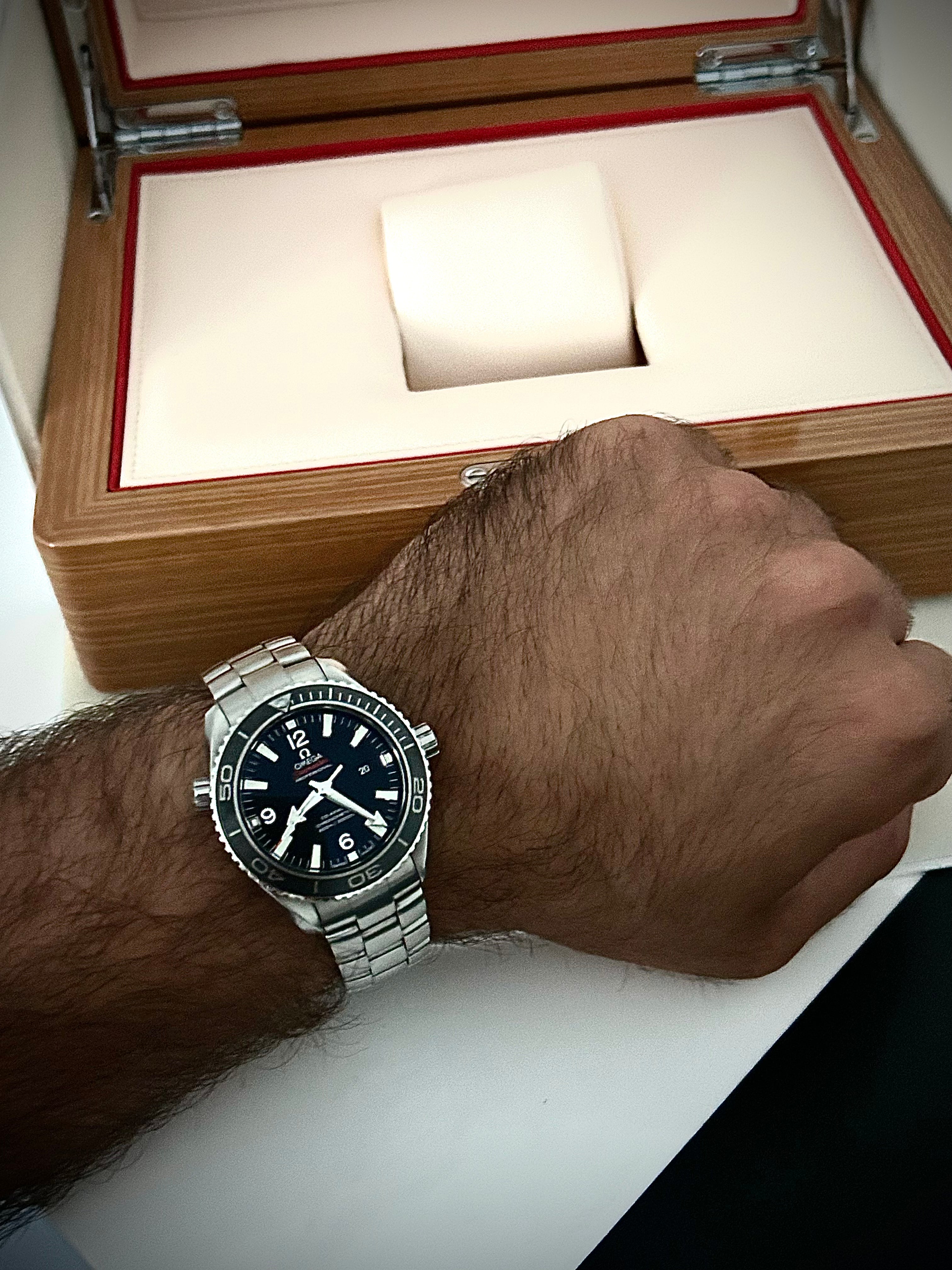 2012 OMEGA SEAMASTER PLANET OCEAN 600M, 37.5MM, BOX AND BOOKLETS