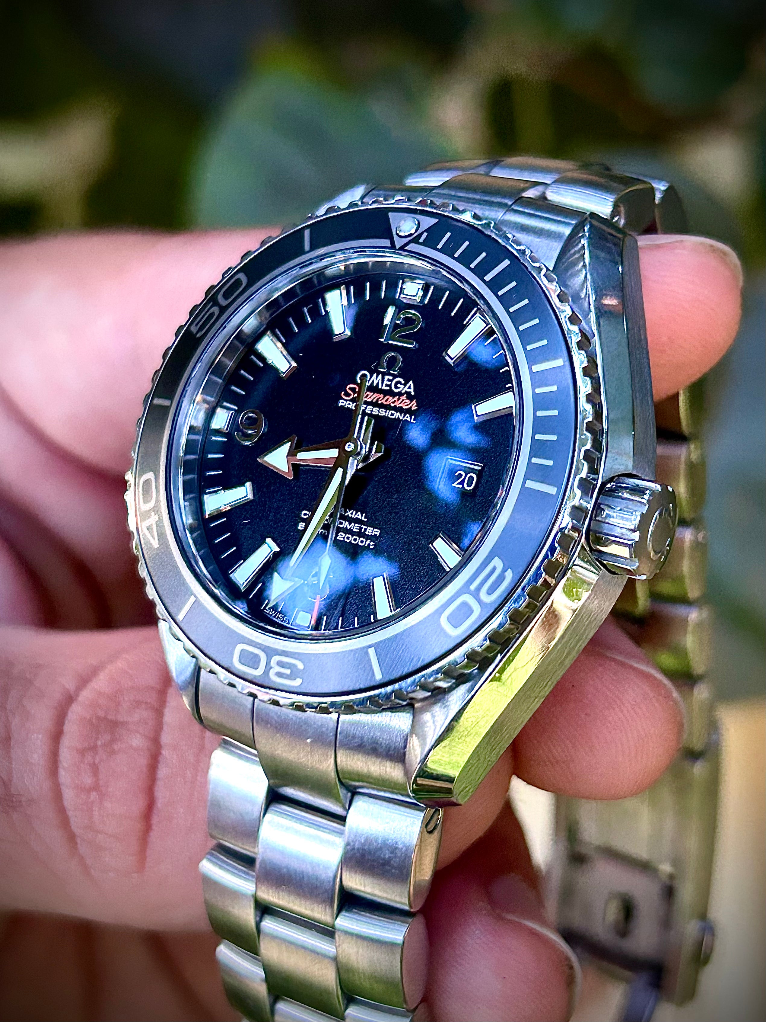 2012 OMEGA SEAMASTER PLANET OCEAN 600M, 37.5MM, BOX AND BOOKLETS