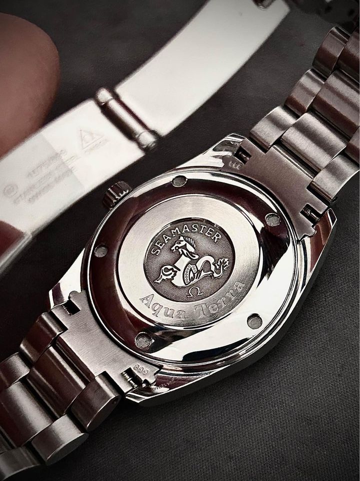 OMEGA SEAMASTER AQUA TERRA QUARTZ