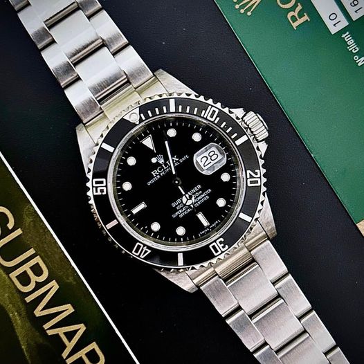 2007 ROLEX SUBMARINER DATE "NO HOLES", FULL SET, 16610